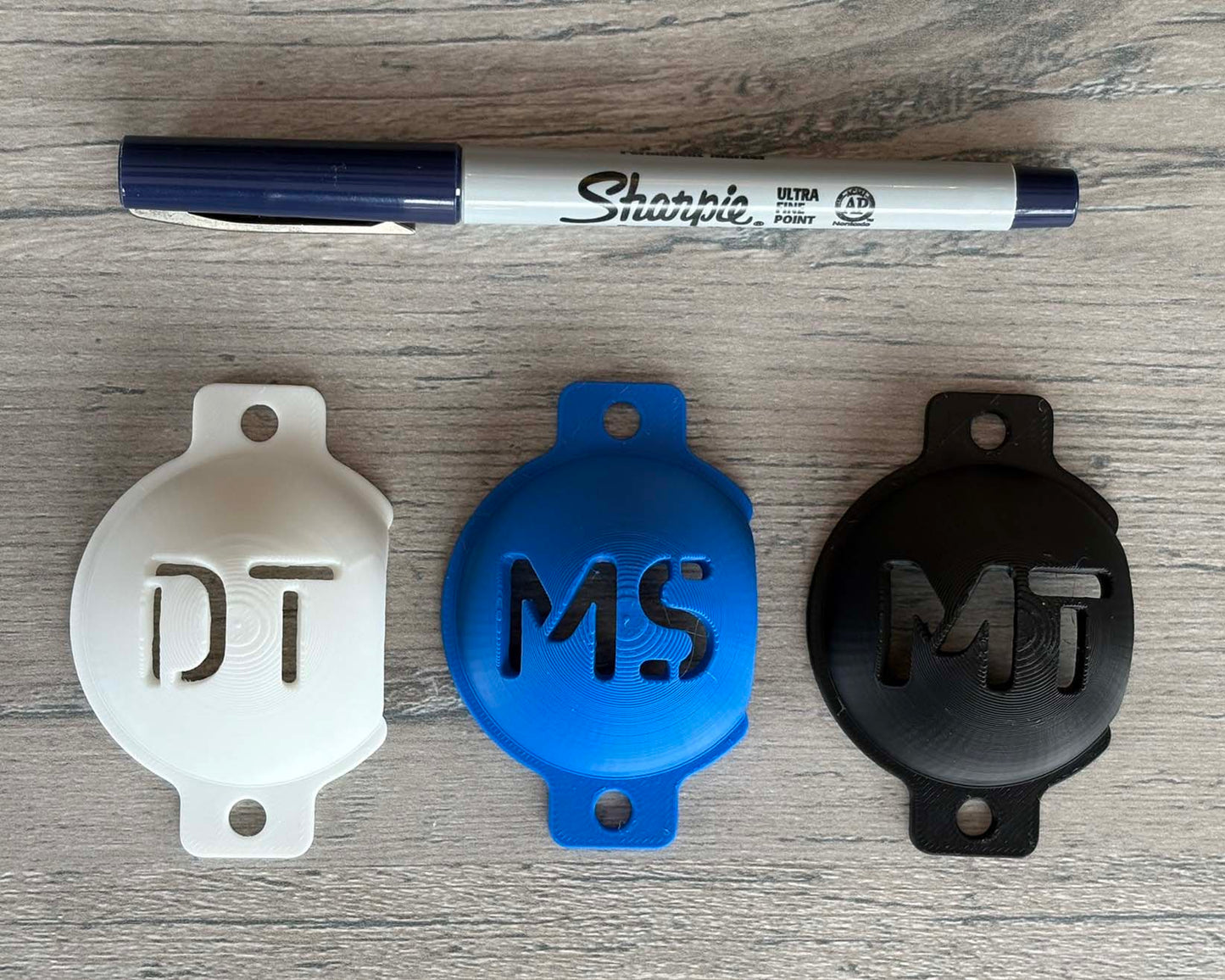 Personalized Golf Ball Marker β Initials and Alignment Line